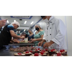 Mais de 500 vagas em cursos de qualificação gratuitos foram ofertadas pela Agência do Trabalhador de Campo Largo em 2023